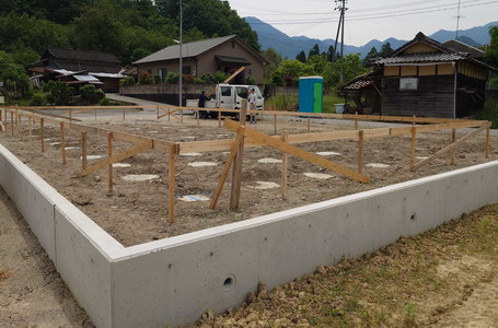 地盤改良と丁張り