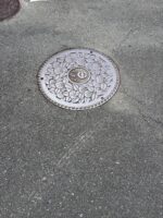 マンホール